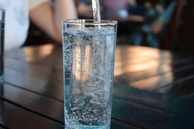 מים לשתיה